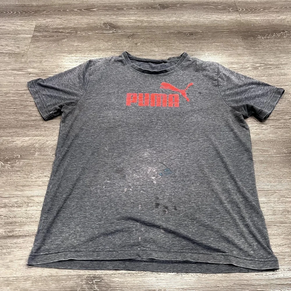 Puma Shirt Mens Large Gray Red Spell Out Logo Athletic‎ Tee Lightweight